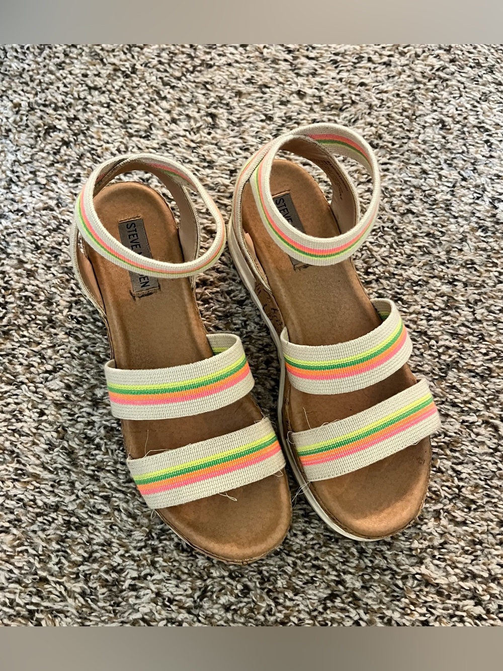 Steve Madden Bandi Platform  Wedge Sandals Neon Stripe Size 8